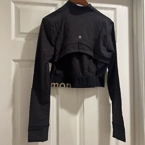 Lululemon Special Edition Define Black Jacket Cropped * Gold Size : 8